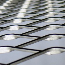 Сетка нержавеющая просечно-вытяжная TR 08Х17Н13М2 20х10х0,63х0,5 мм ТУ 1470-002-46288331-2009